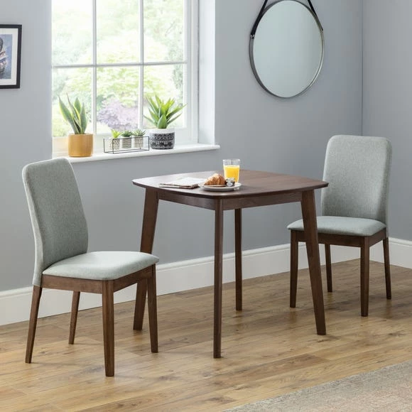 Deals 🎁 Julian Bowen Lennox Square Dining Table with 2 Berkeley Chairs 😉 3 Deals 🎁 Julian Bowen Lennox Square Dining Table with 2 Berkeley Chairs 😉